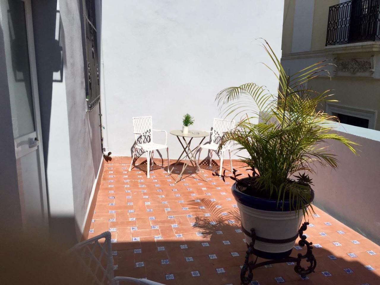 Basic Hotel Sevilla Catedral Eksteriør bilde