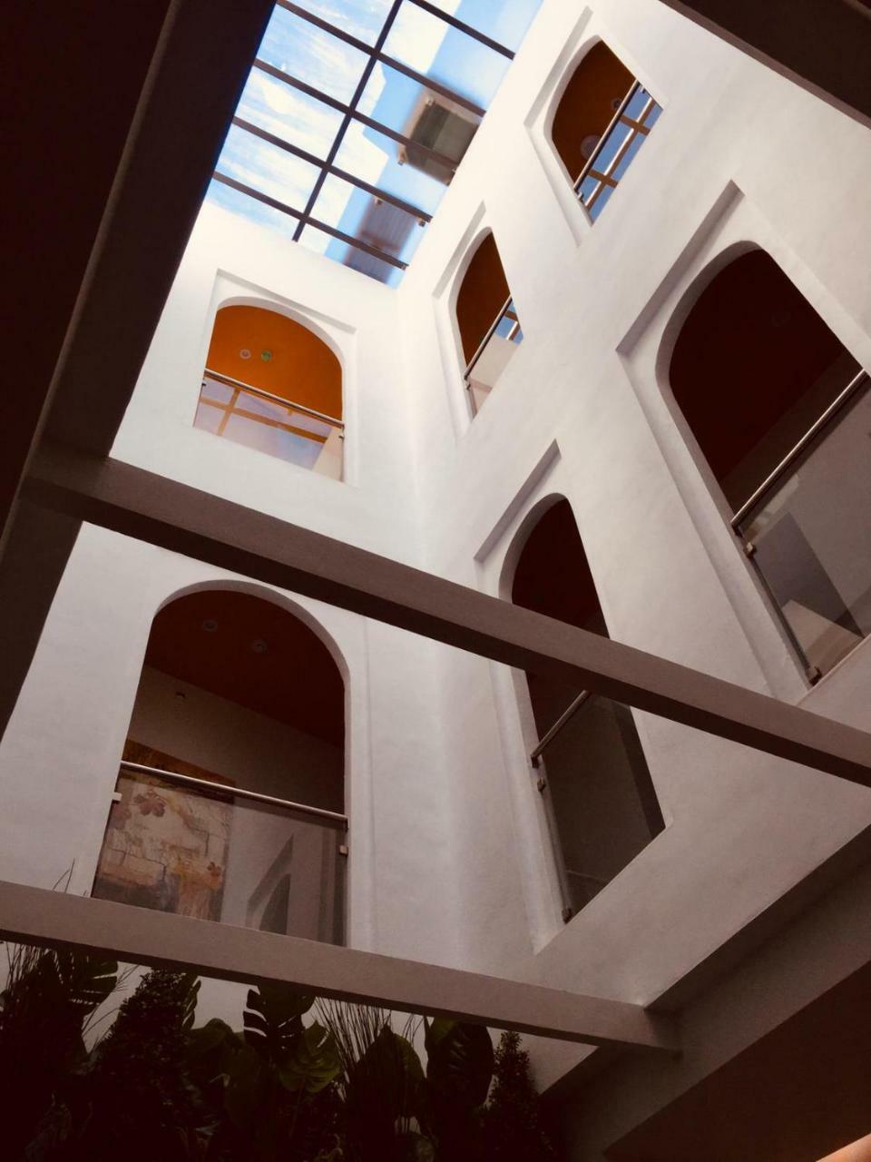 Basic Hotel Sevilla Catedral Eksteriør bilde