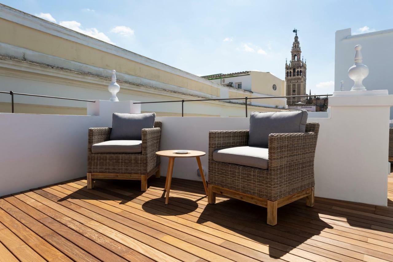 Basic Hotel Sevilla Catedral Eksteriør bilde